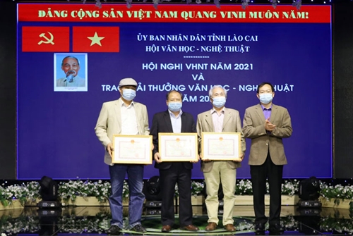 46 tác phẩm đoạt giải thưởng Văn học nghệ thuật tỉnh Lào Cai năm 2020